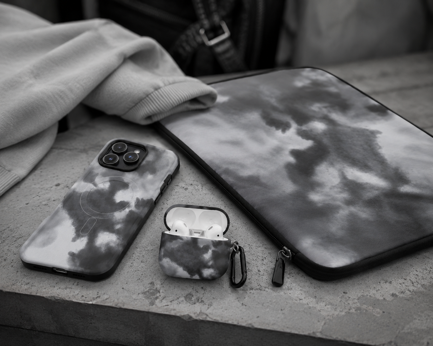 MagSafe® tough case for iPhone® Nimbus Collection