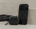 Case für AirPods® Paw Dark Collection